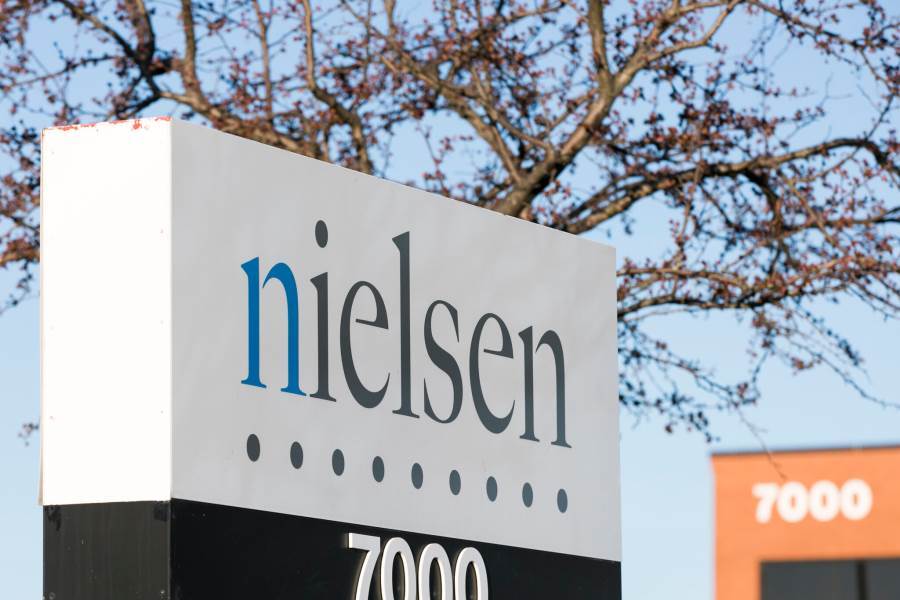 Nielsen تتعاون مع Roku في تتبع مشاهدات الإعلانات التقليدية والرقمية